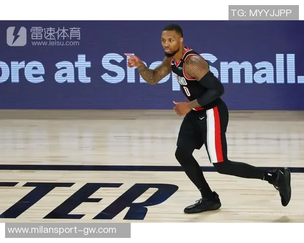 利拉德分享本赛季角色定位不愿做教练式发言者