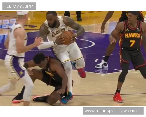 麦迪逊透露十字韧带撕裂恢复进展期待明年四月重返赛场 麦迪逊透露十字韧带撕裂恢复进展期待明年四月重返赛场